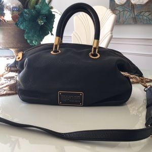 Marc Jacobs leather bag in excellent condition!
